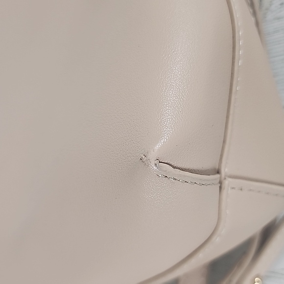 Samara tan faux leather small crossbody purse bag adjustable strap open design - Picture 8 of 10